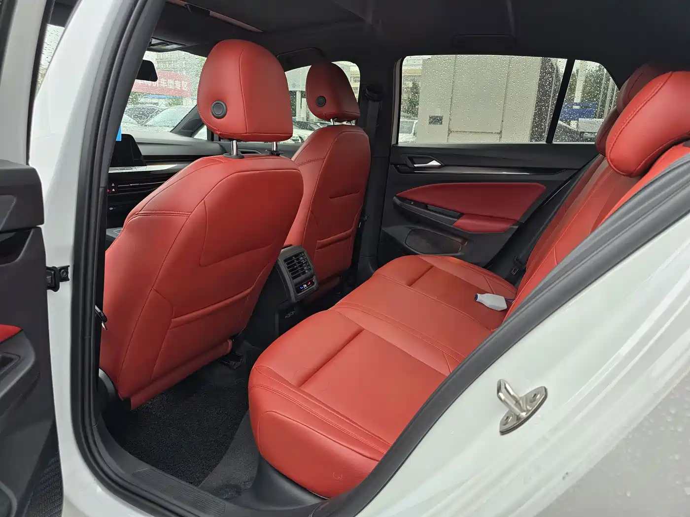Volkswagen Golf 2023 Facelift 280TSI DSG R-Line Lite фото 8