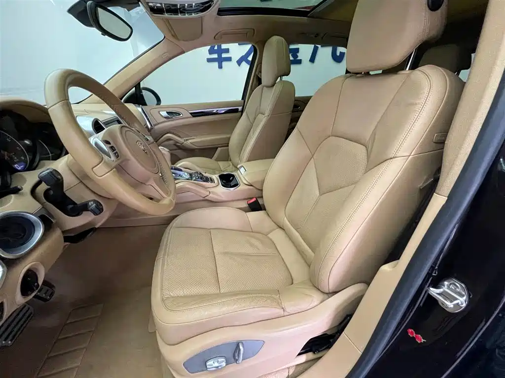 Porsche Cayenne 2011 Cayenne 3.0T фото 19