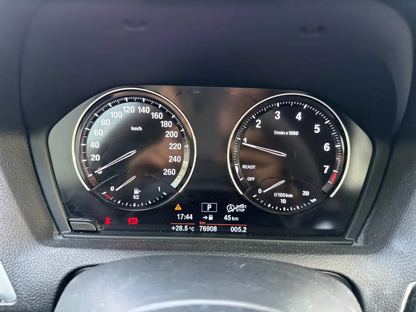 BMW 1 Series (Import) 2018 118i Leading фото 7