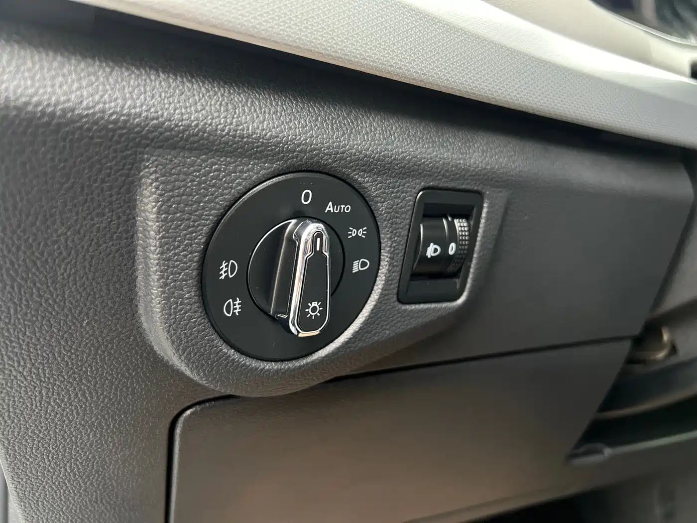 Volkswagen Bora 2023 200TSI DSG Smart Edition фото 31