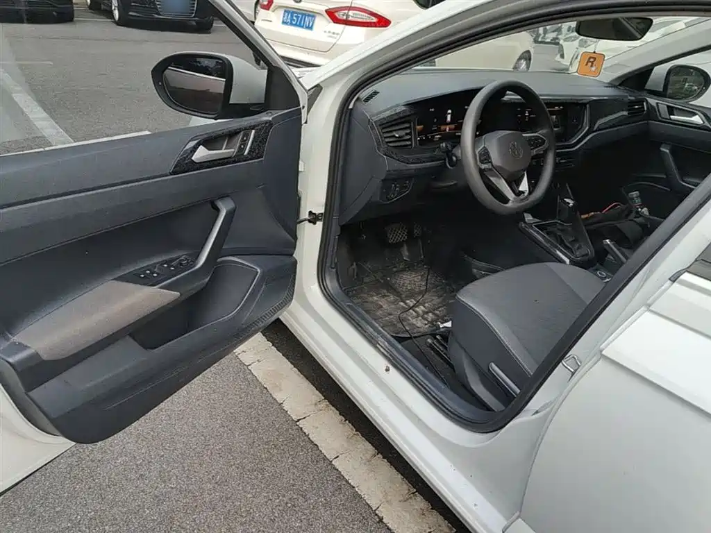 Volkswagen Lavida 2023 New Sharp 1.5L Auto Premium Edition фото 16