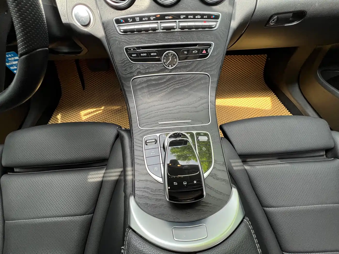 Mercedes-Benz C-Class 2015 C 180 L Sport фото 13