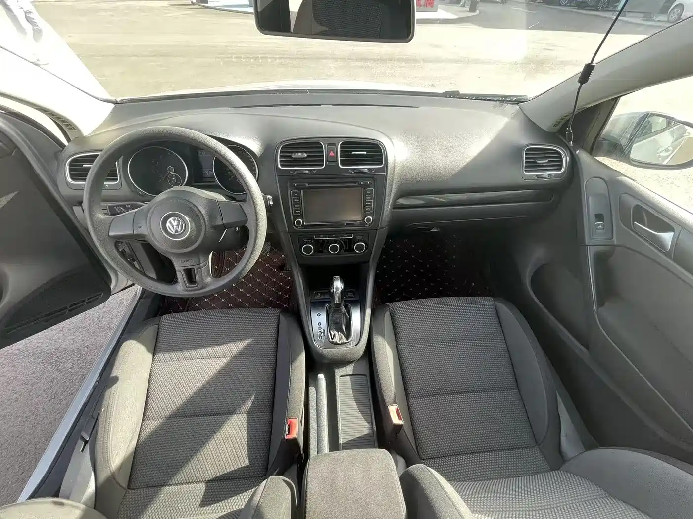 Volkswagen Golf 2012 1.4TSI Automatic Comfort фото 5