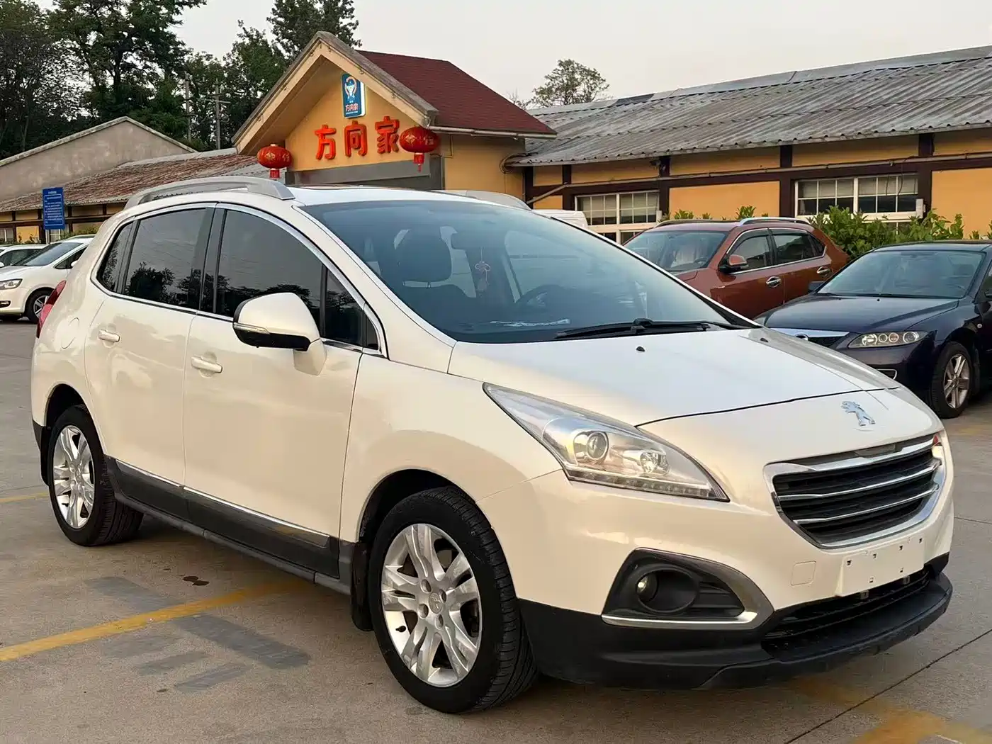 Peugeot 3008 2015 2.0L Automatic Trend Edition фото 3
