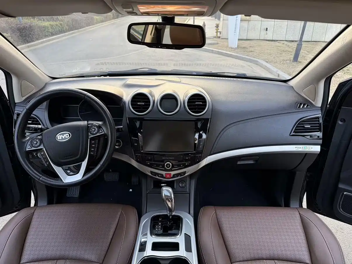 BYD S7 2015 2.0T Upgrade Automatic Premium фото 6