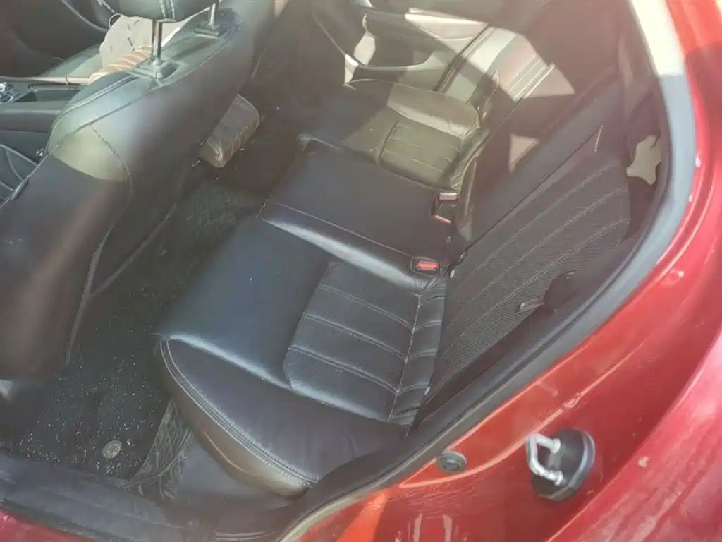 Фото 15 - Mazda CX-4