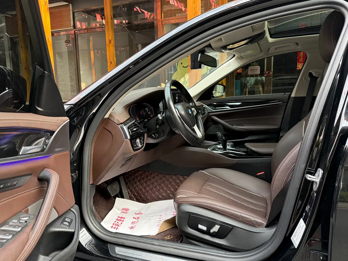 BMW 5 Series 2021 525Li M Sport Package фото 4