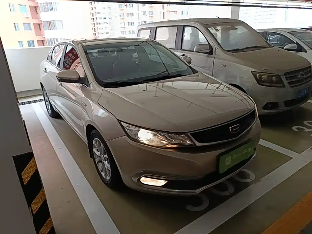 Фото 4 - Geely Emgrand GL