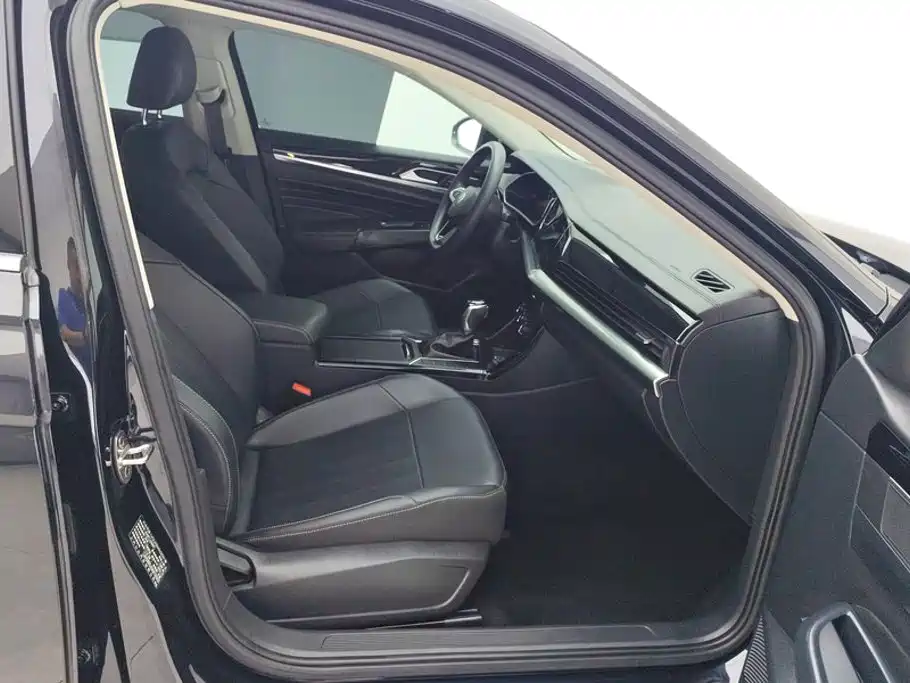 Volkswagen Passat 2025 2024 280TSI Business Edition