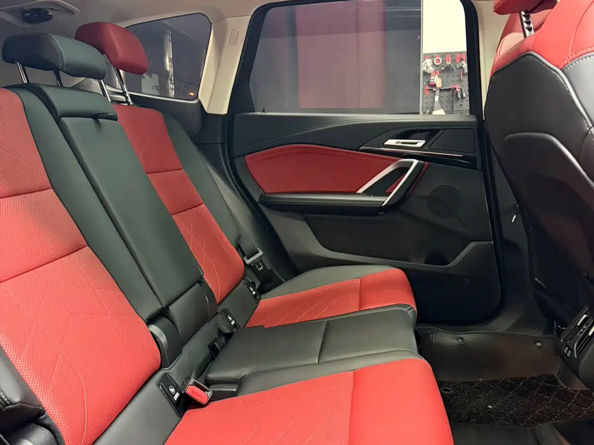 BMW X1 2023 sDrive20Li X Design Package фото 13