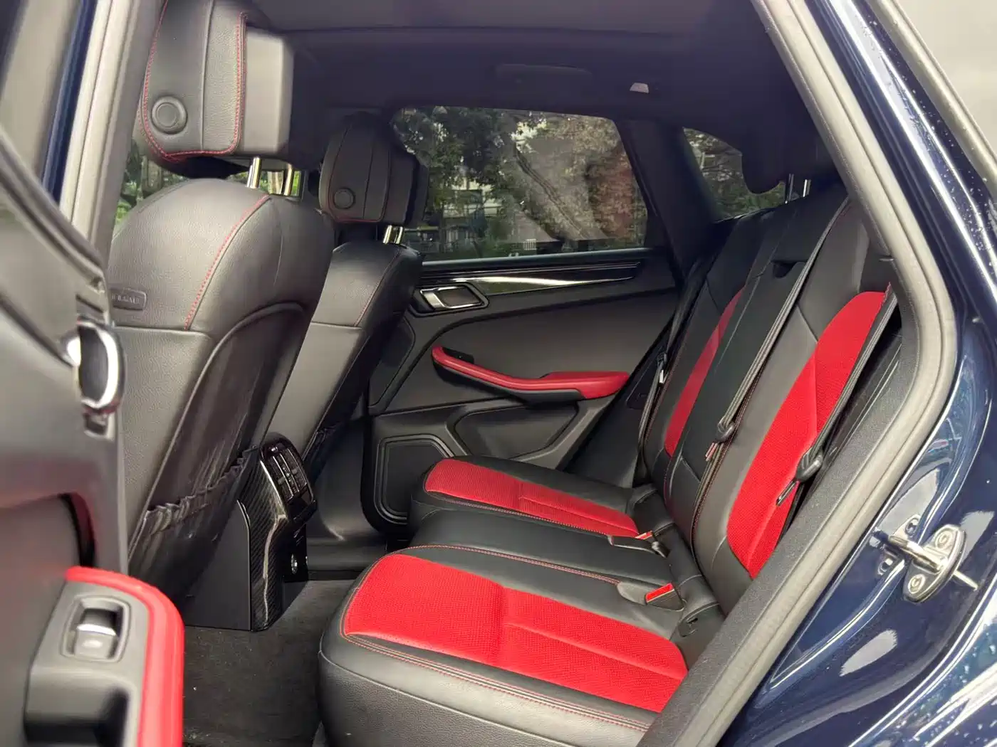Porsche Macan 2018 Macan 2.0T фото 8