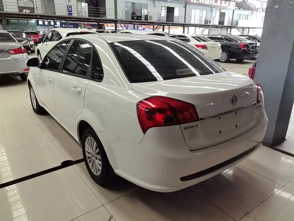 Buick Excelle 2015 1.5L Automatic Classic фото 5
