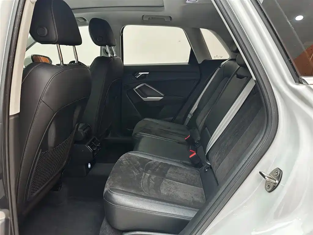 Audi Q3 2021 35 TFSI Fashion Sport фото 21