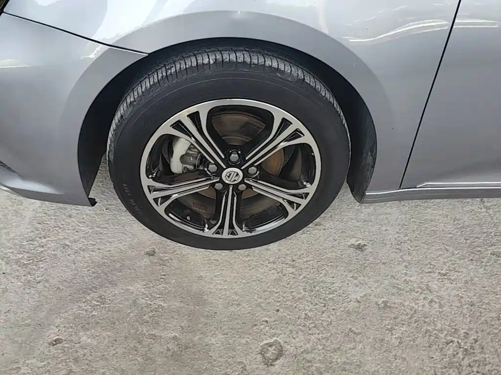 MG MG6 2018 2017 20T Automatic Luxury Smart Connect Version (China V)