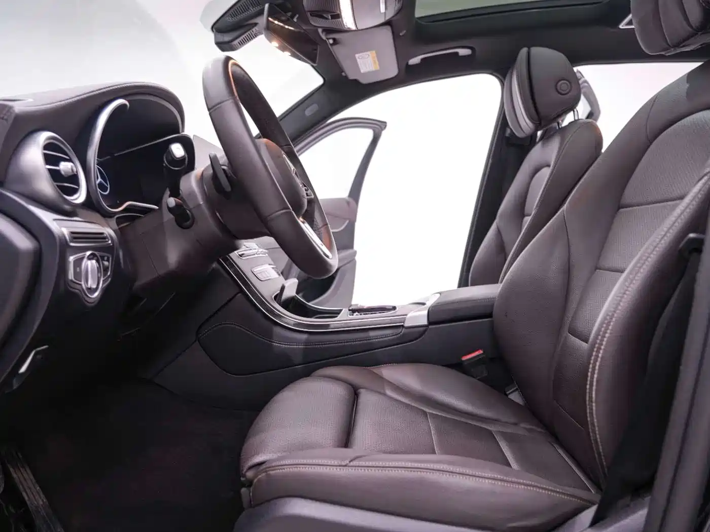 Mercedes-Benz GLC 2021 GLC 260 L 4MATIC Luxury фото 20