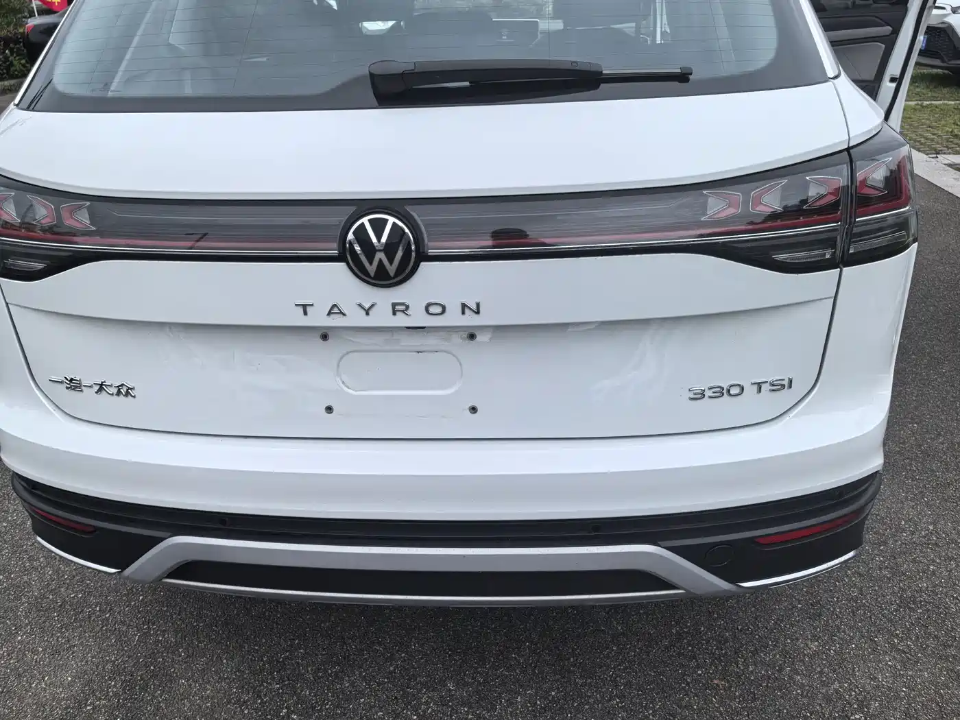 Volkswagen Tayron 2023 330TSI 2WD Luxury Plus Advanced Edition фото 8