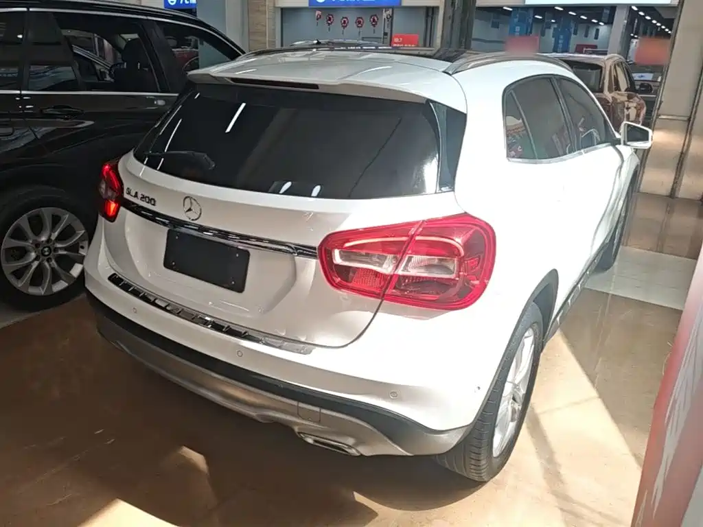 Mercedes-Benz GLA 2016 GLA 200 Dynamic фото 7