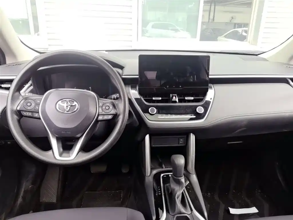 Toyota Corolla Cross 2023 2.0L Elite Edition фото 16