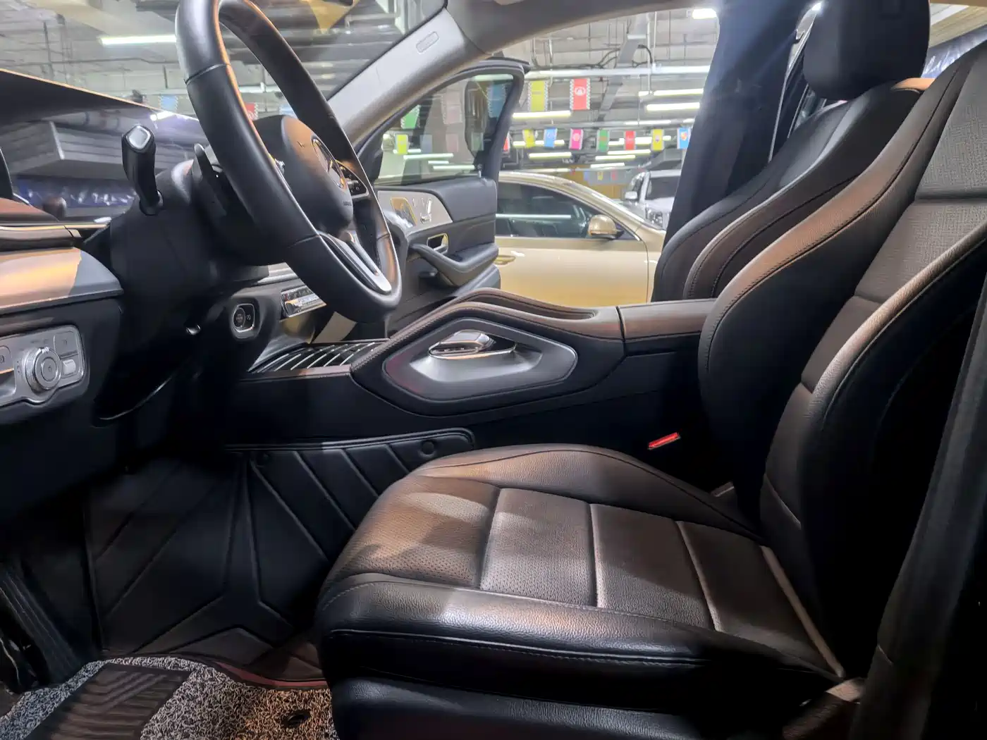 Mercedes-Benz GLE Coupe 2022 GLE 350 4MATIC Coupe SUV Fashion фото 12