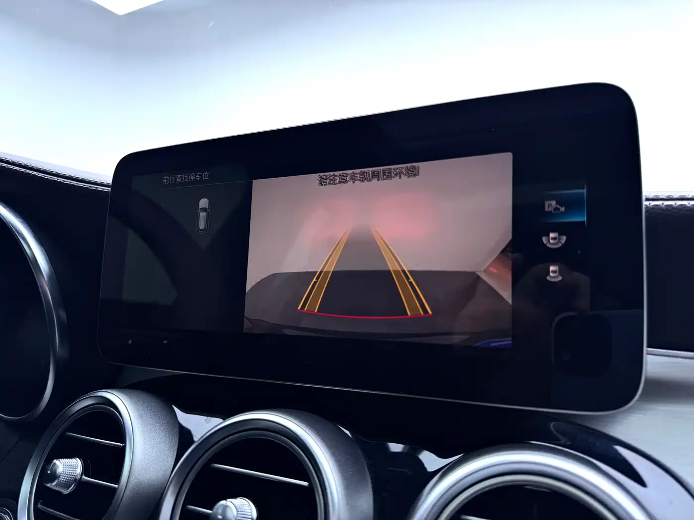 Mercedes-Benz GLC 2020 Facelift GLC 260 L 4MATIC Dynamic фото 23