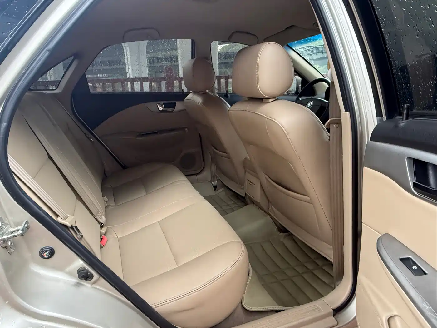 Buick Excelle 2013 1.5L Automatic Classic фото 16