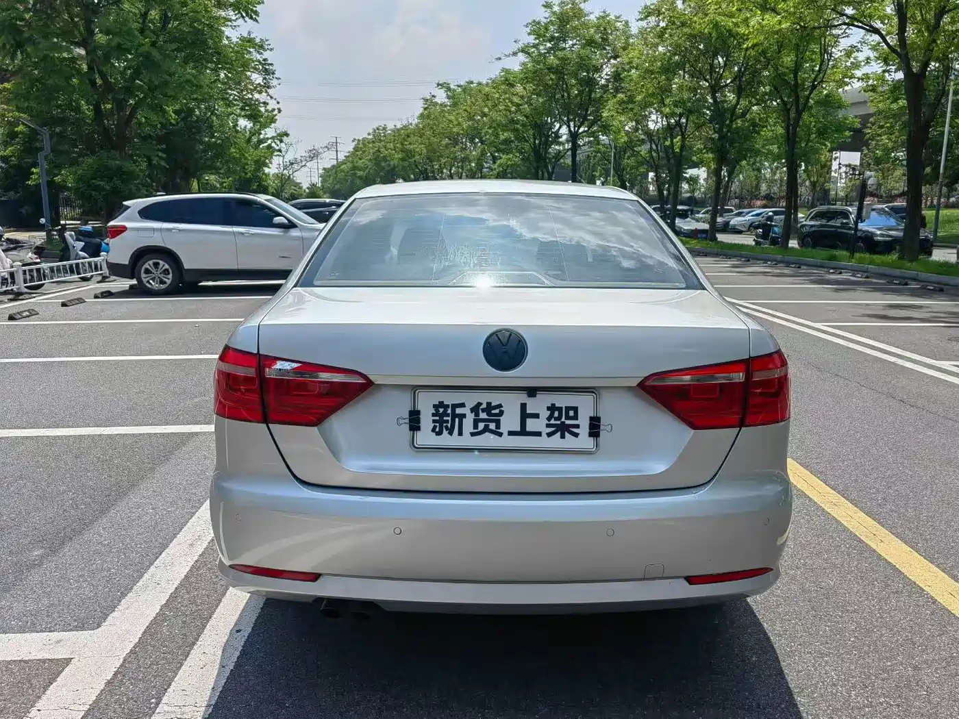 Volkswagen Lavida 2013 1.4TSI DSG Comfort Edition фото 8