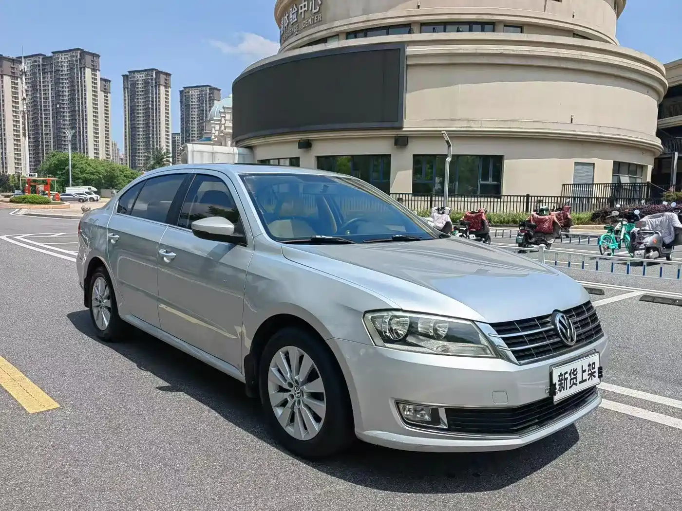 Volkswagen Lavida 2013 1.4TSI DSG Comfort Edition фото 3