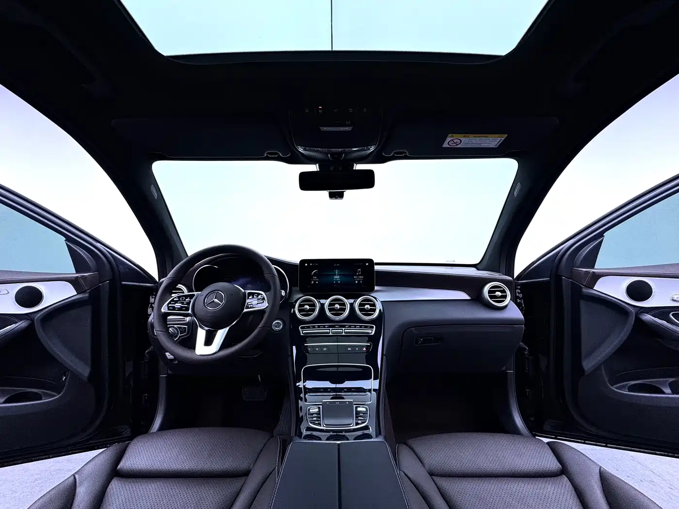 Mercedes-Benz GLC 2020 Facelift GLC 260 L 4MATIC Dynamic фото 16