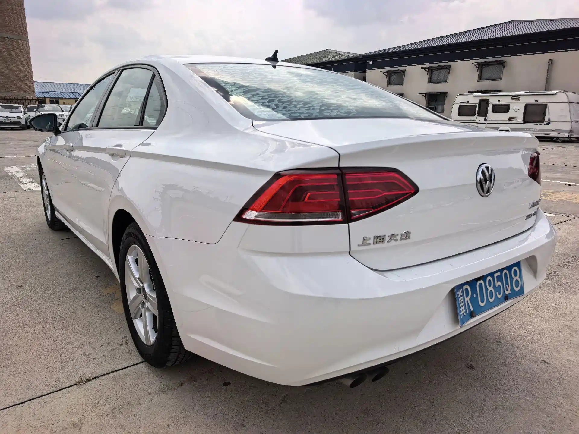 Photo 6 - Volkswagen Lamando