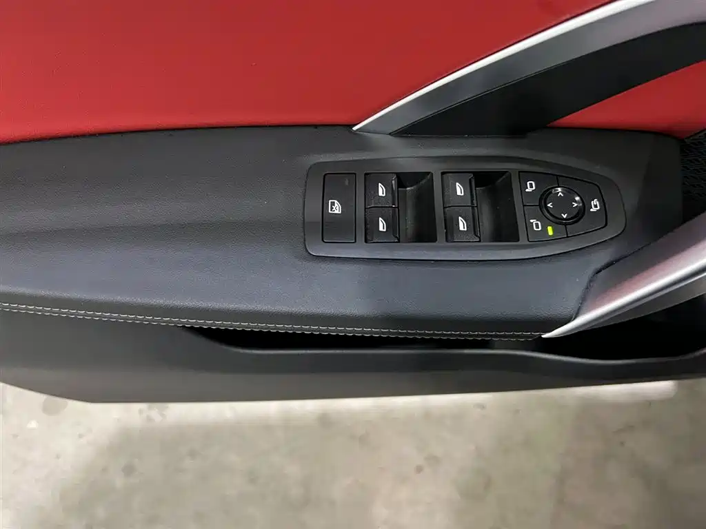 BMW X1 2023 sDrive20Li X Design Package фото 12