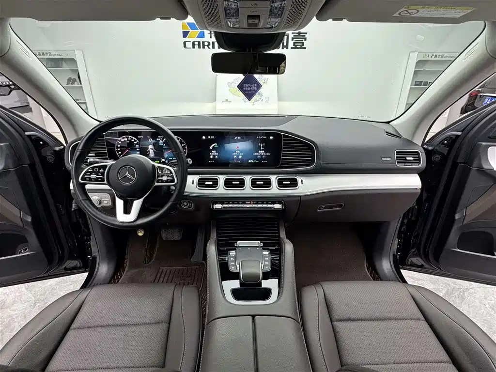 Mercedes-Benz GLE 2023 GLE 450 4MATIC Fashion фото 11