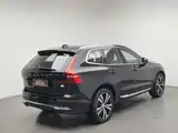 Photo 2 - Volvo XC60 Plug-in Hybrid