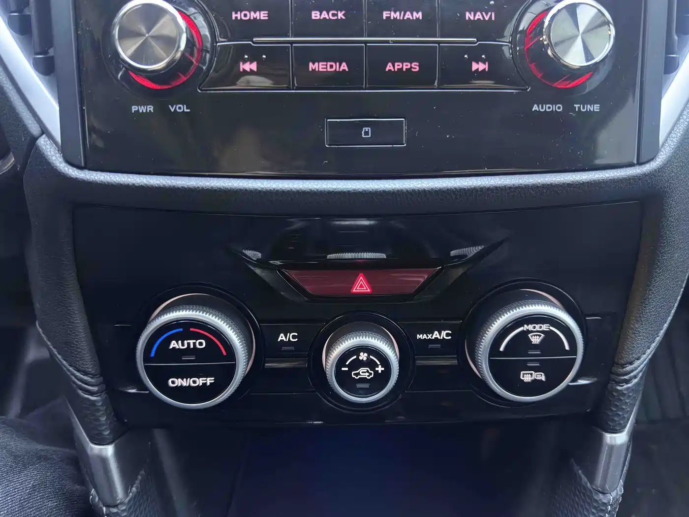 Subaru Forester 2022 2.0i AWD Luxury Edition with EyeSight фото 13