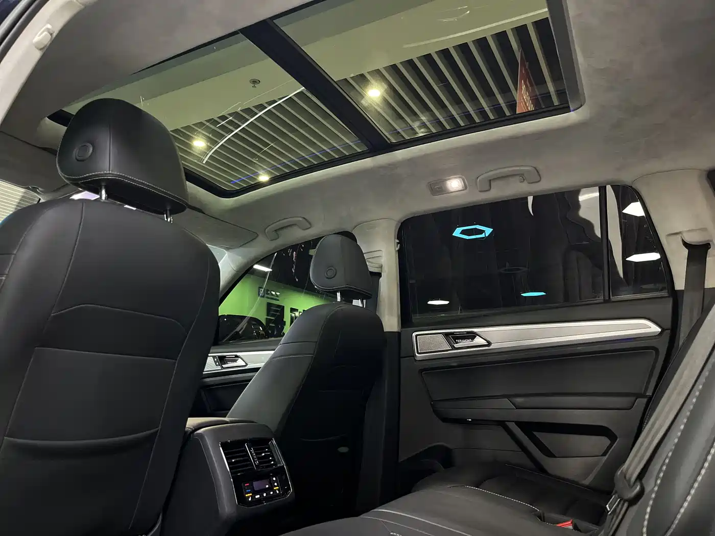 Volkswagen Teramont 2020 Facelift 380TSI 4WD Luxury Edition фото 12