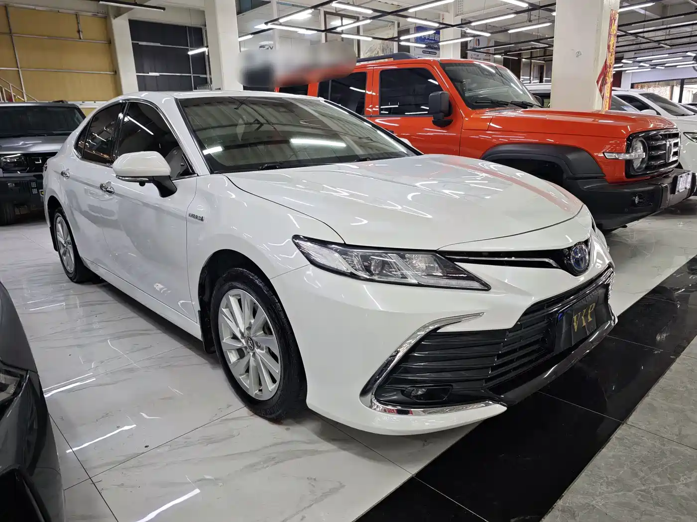Toyota Camry 2021 Hybrid 2.5HGVP Leading Edition фото 3