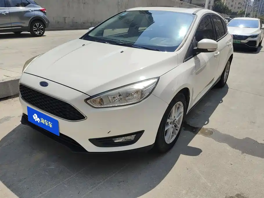 Ford Focus 2019 2017 Hatchback 1.6L Auto Fashion Smart Edition