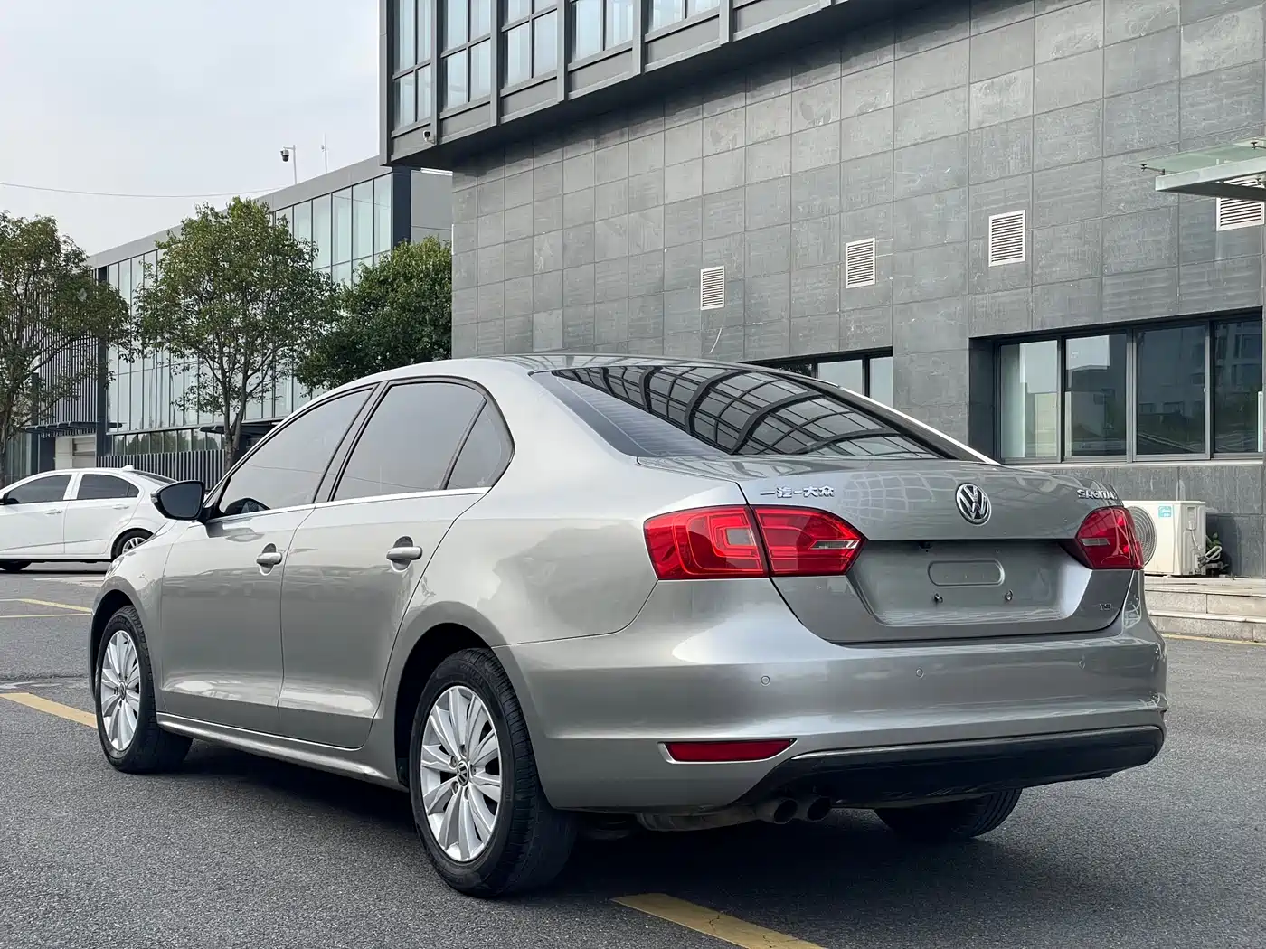 Volkswagen Sagitar 2014 1.4TSI Automatic Luxury фото 14