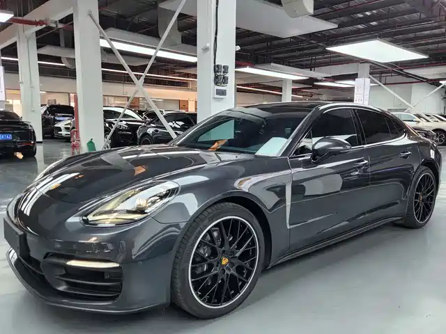 Porsche Panamera 2022 Panamera 2.9T Platinum Edition