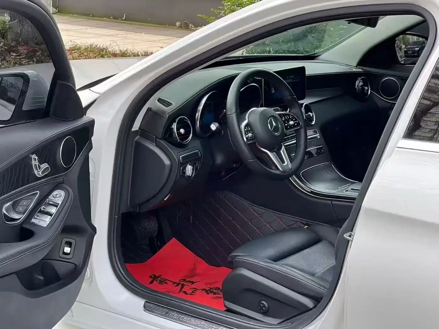 Mercedes-Benz C-Class 2019 C 180 L Fashion Sport Edition фото 4