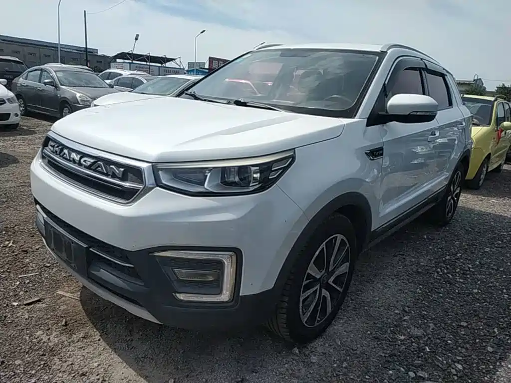Фото 2 - Changan CS55