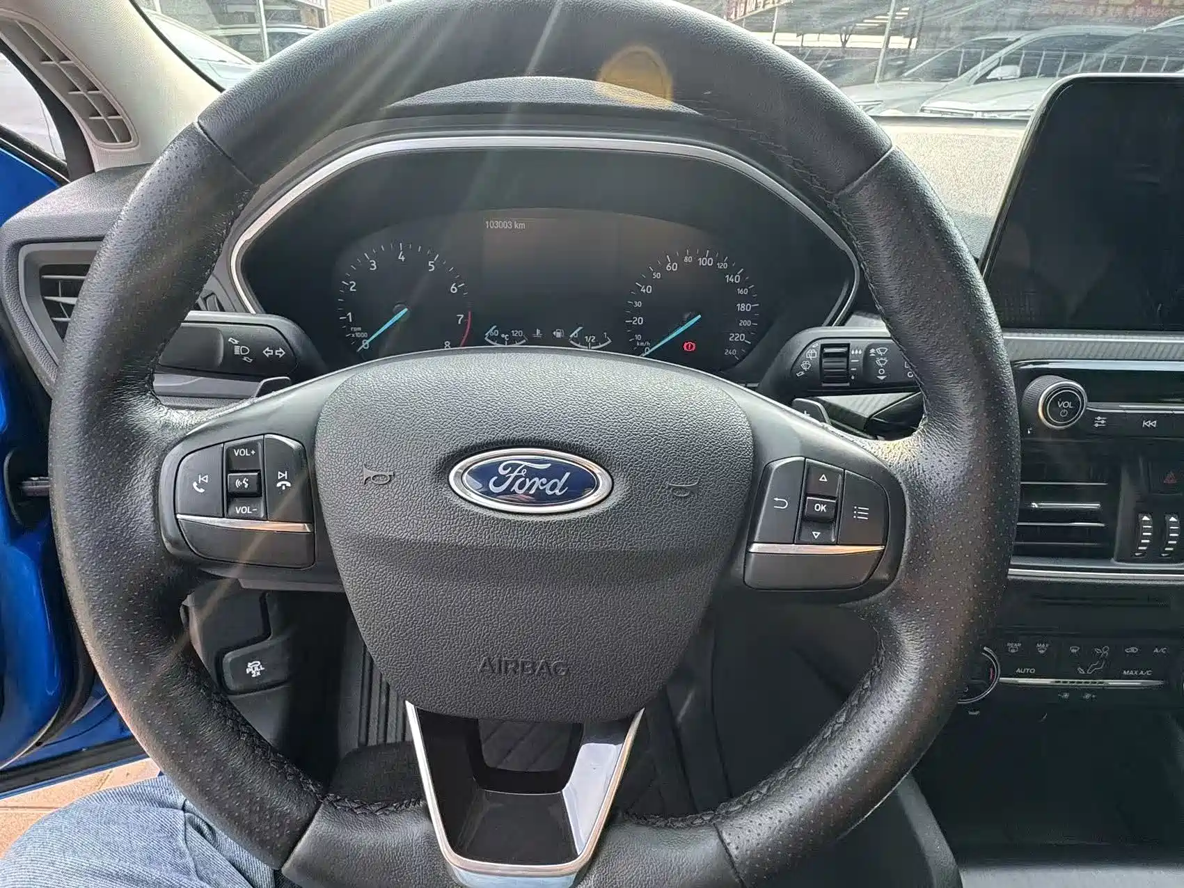 Фото 4 - Ford Focus