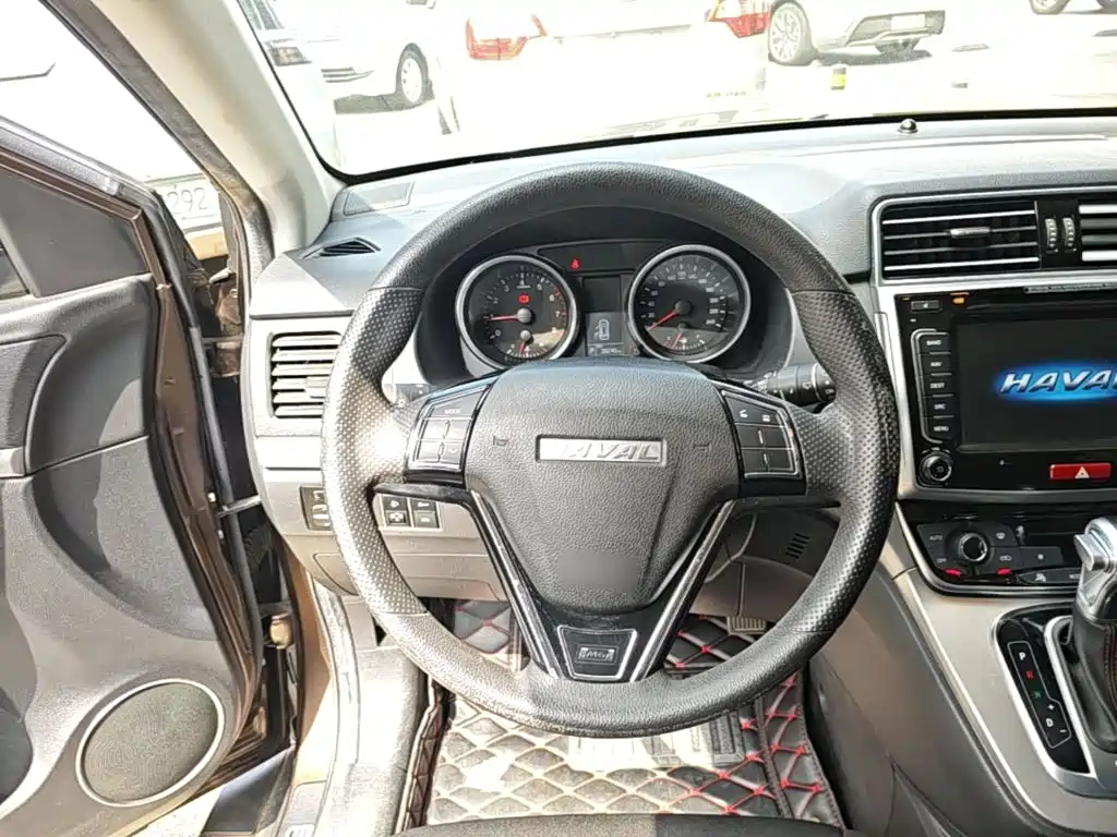 Фото 11 - Haval M6