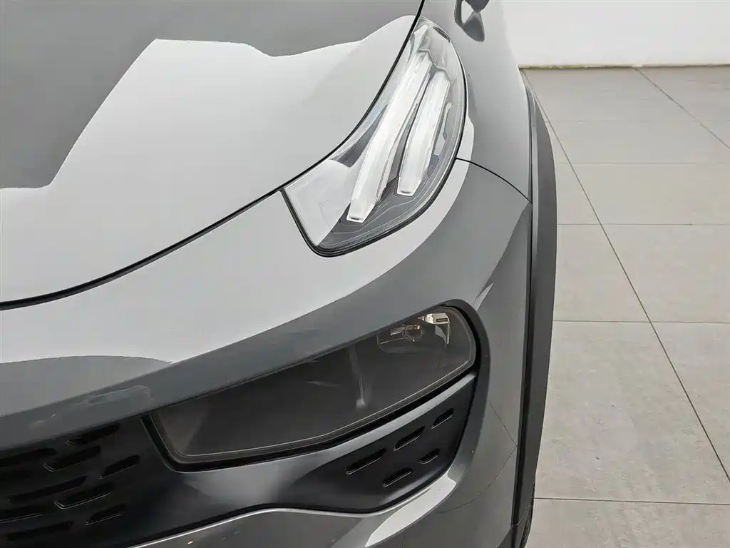 Lynk & Co 02 2019 High Performance 2.0T Automatic 2WD Power Edition China VI фото 7