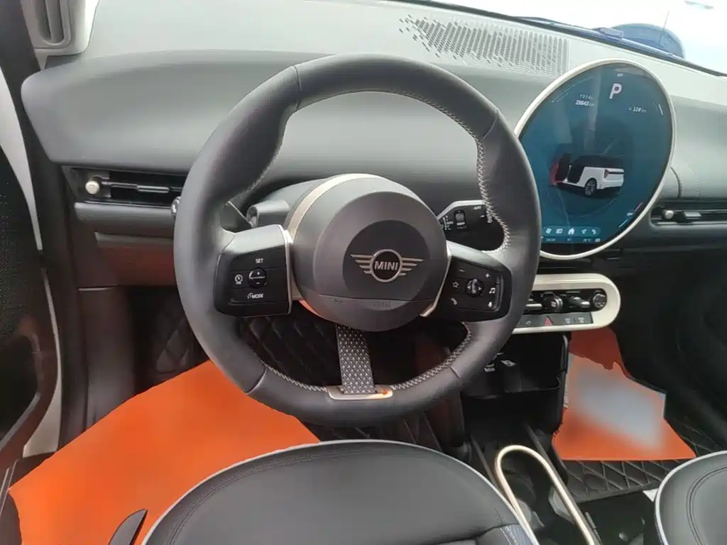 MINI Electric MINI COOPER 2025 2025 Facelift 466km COOPER E Classic Trim