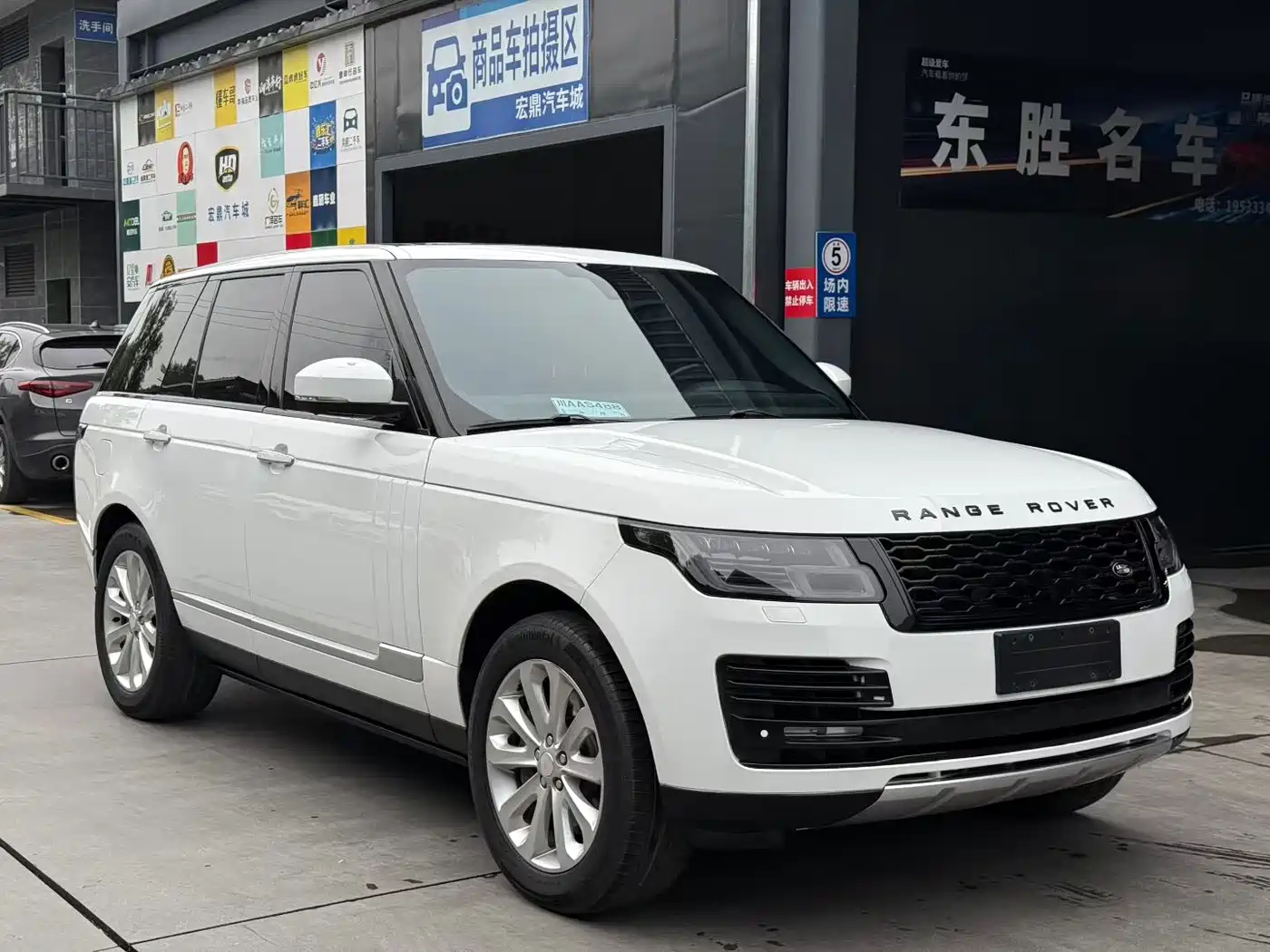 Land Rover Range Rover 2013 5.0 SC V8 AB Ultimate Genesis Edition фото 3