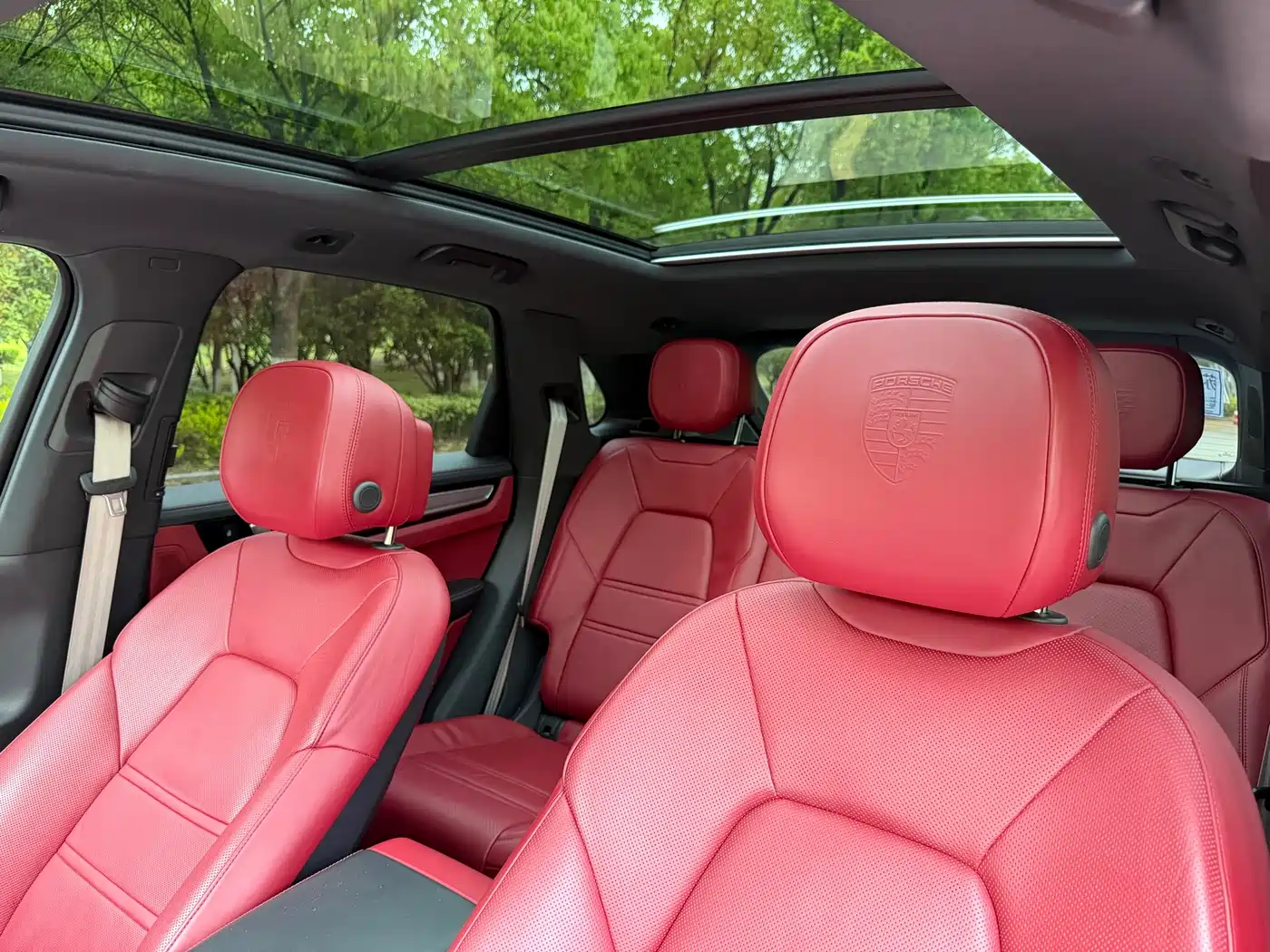 Porsche Cayenne New Energy 2022 Cayenne E-Hybrid 2.0T Platinum Edition фото 10