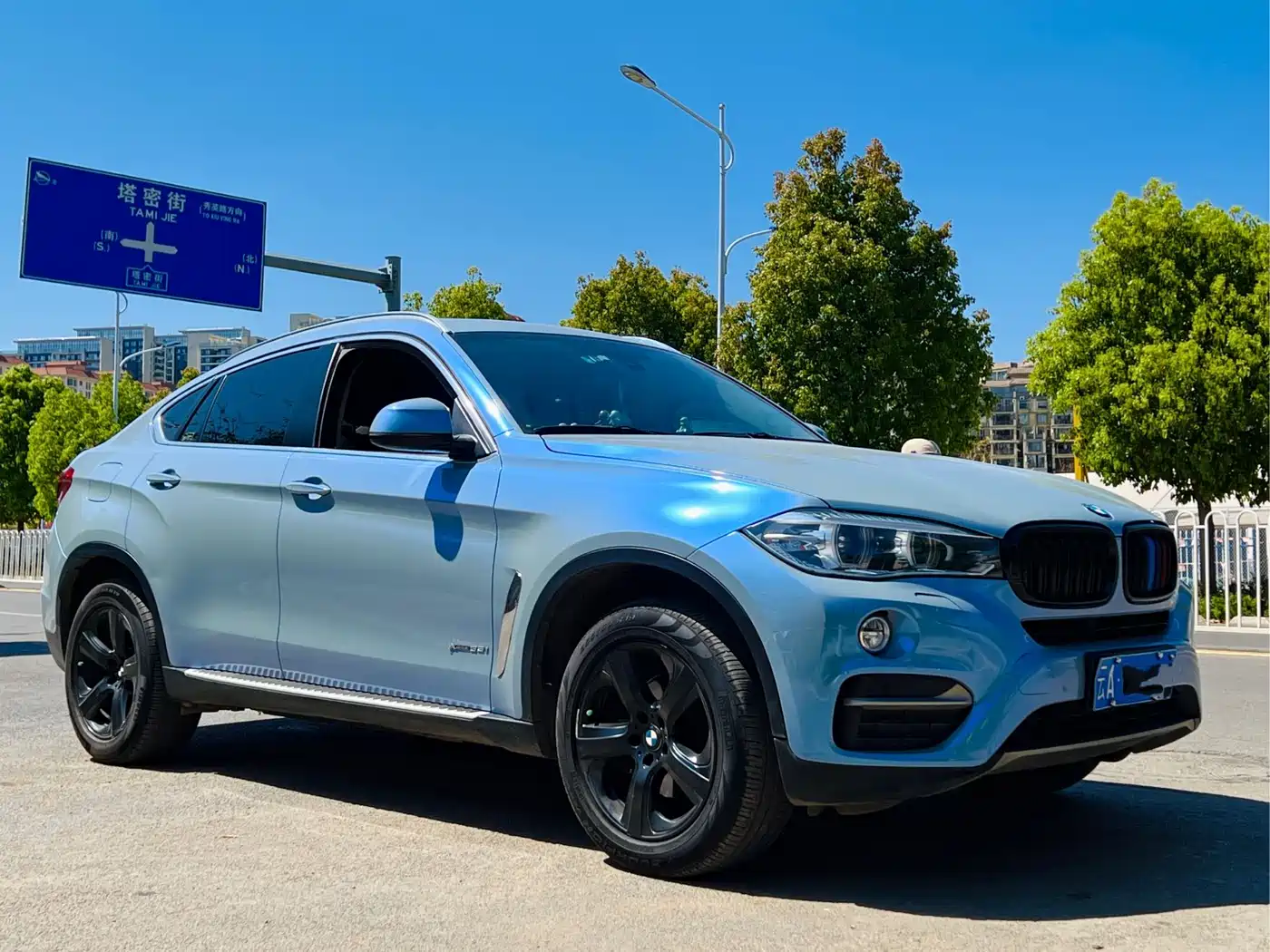 BMW X6 2015 xDrive35i Luxury Model фото 3