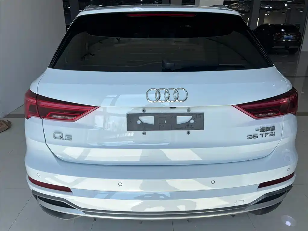Audi Q3 2023 35 TFSI Fashion Dynamic (1.4T) фото 5