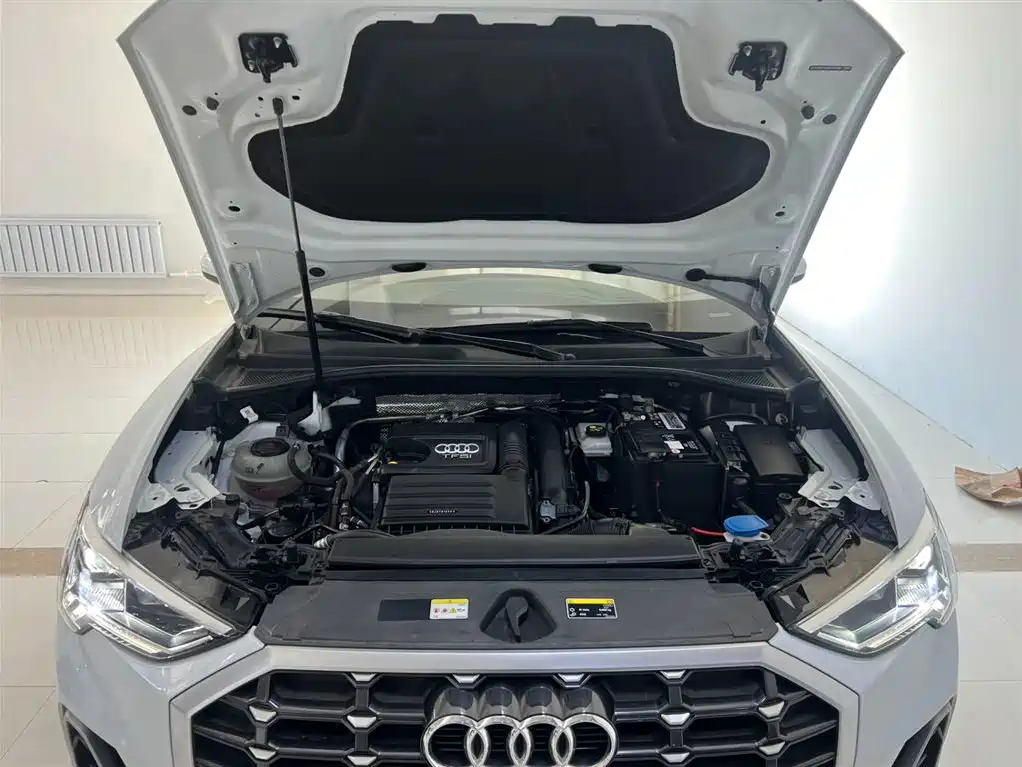 Audi Q3 2023 35 TFSI Fashion Dynamic (1.4T) фото 22