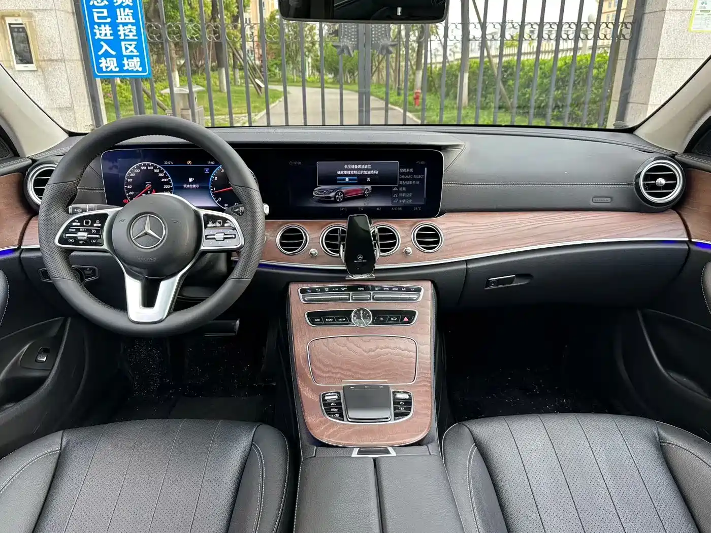 Mercedes-Benz E-Class 2020 E 300 L Fashion фото 5